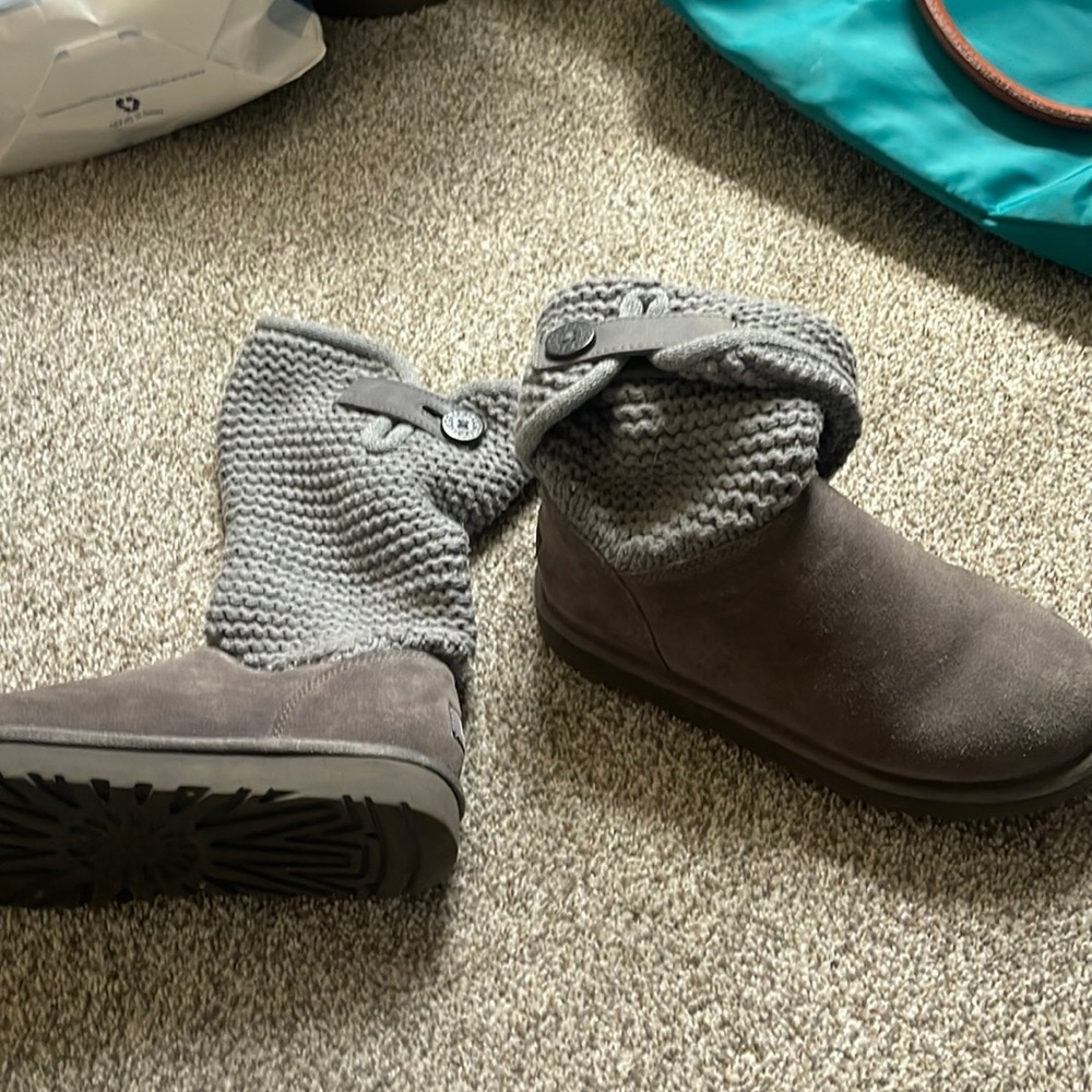 Gray Knitted Ugg Boots Authentic - image 1
